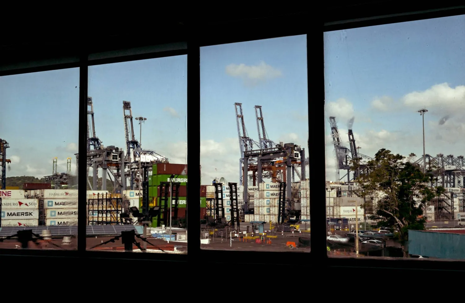 ميناء بالبوا في بنما (أ.ف.ب)