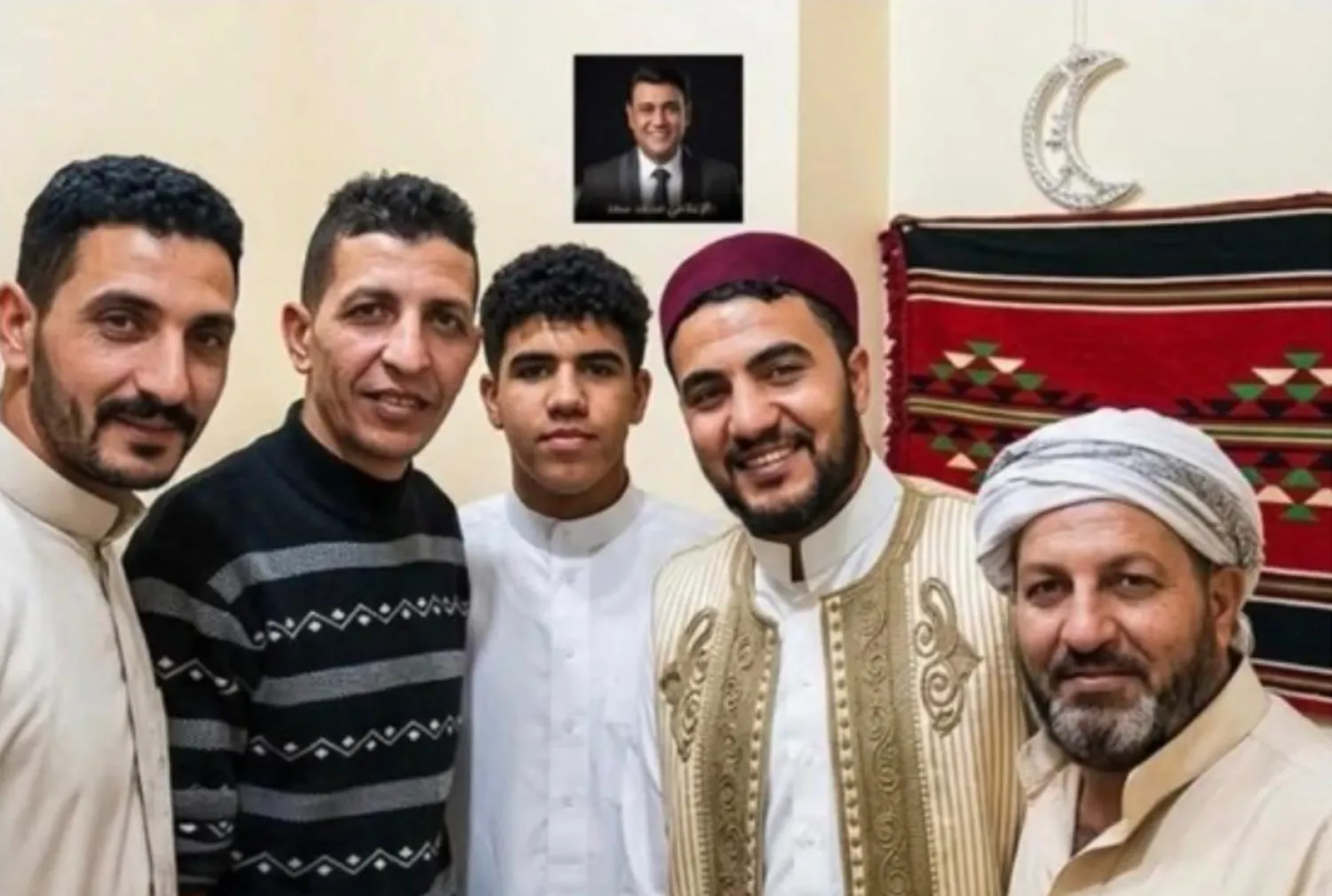 إسلام وسط عائلته (فيسبوك)