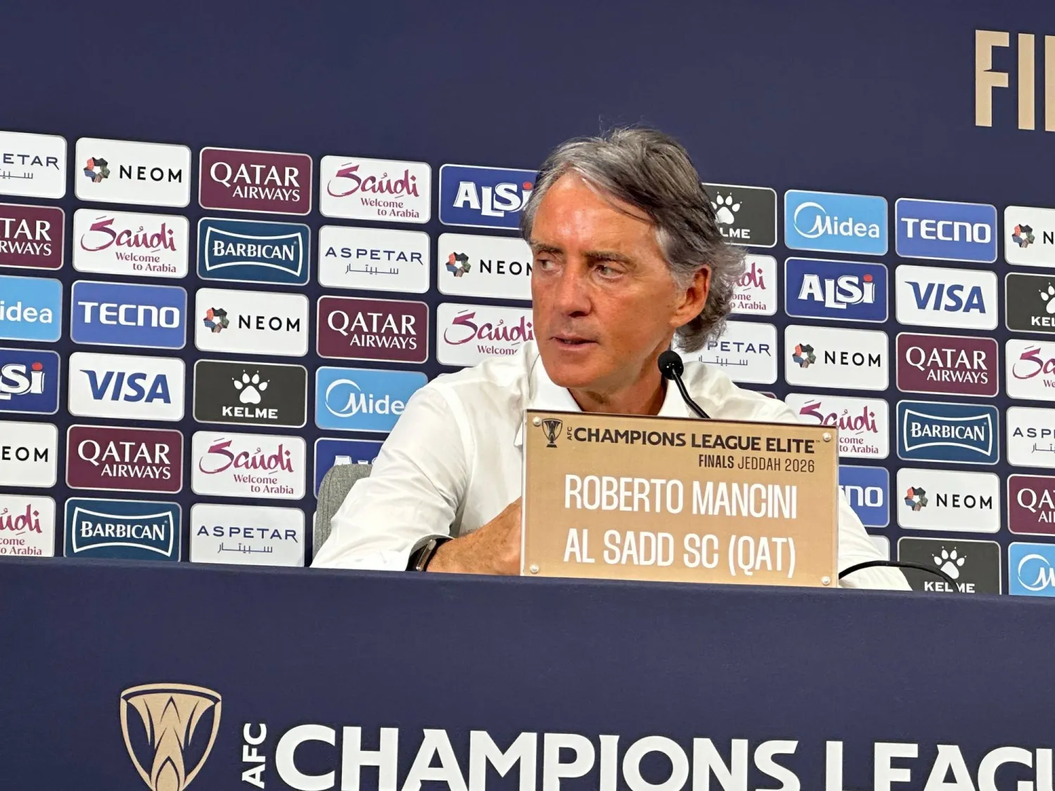 روبرتو مانشيني (الشرق الأوسط)