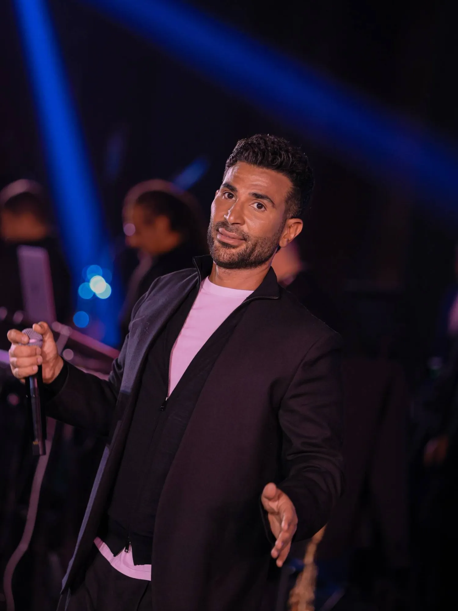 برأي سعد أن الإعلانات والدراما لا تضيف لمسيرة الفنان على المدى الطويل (حسابه على {انستغرام})