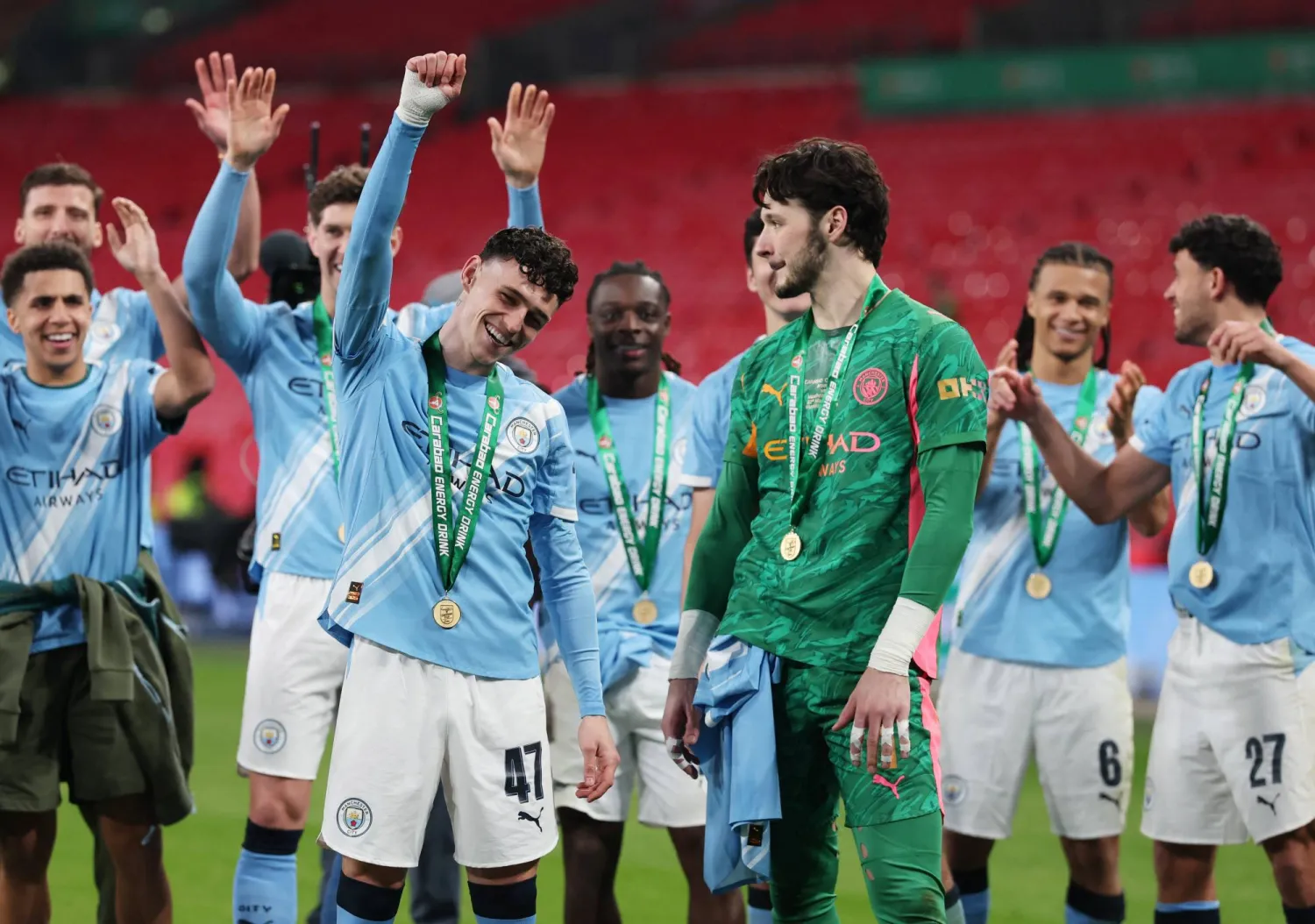 يتطلع مانشستر سيتي لتكرار فوزه على آرسنال عندما هزمه في «نهائي كأس الرابطة» (رويترز)