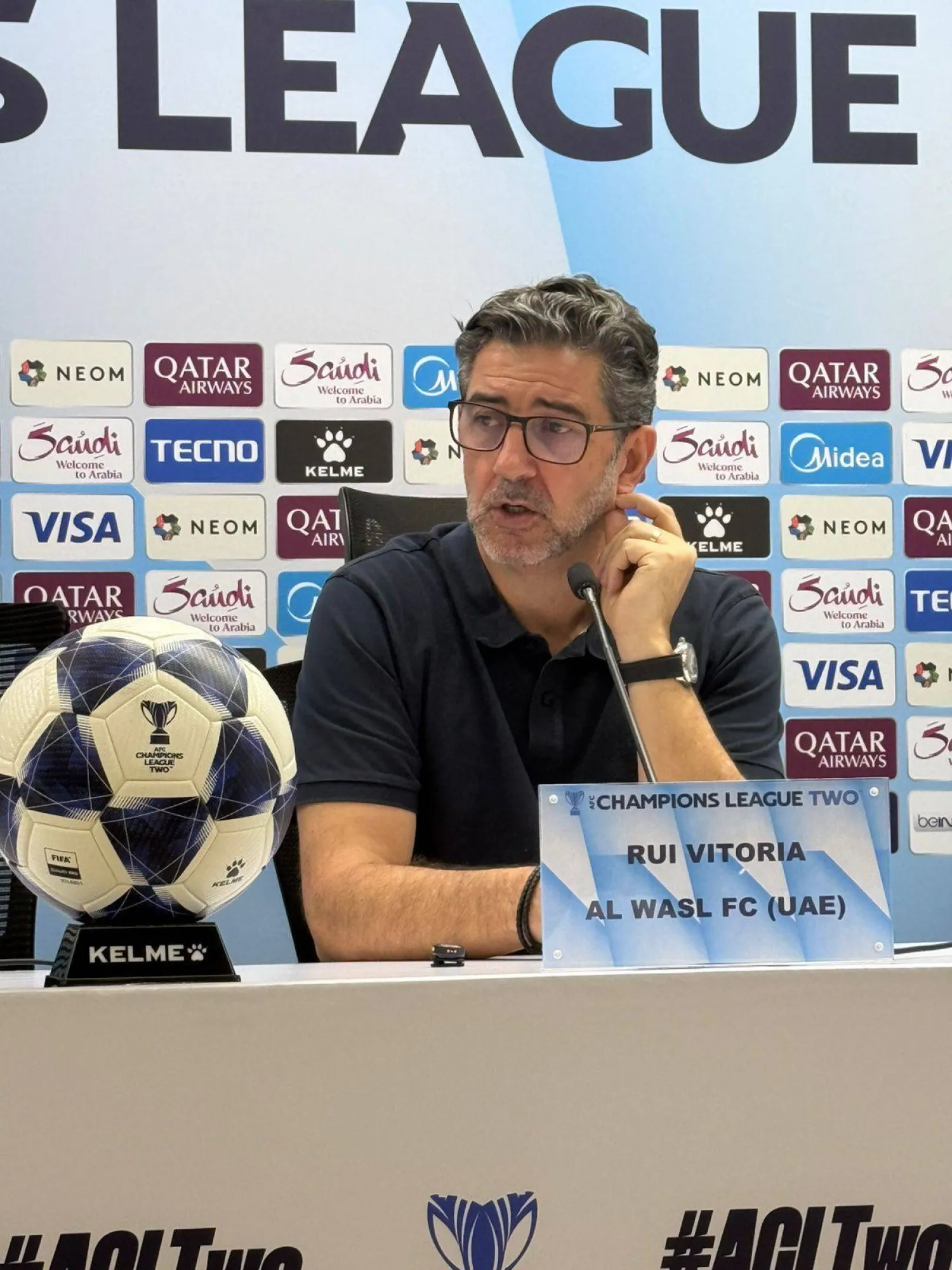 فيتوريا خلال المؤتمر الصحافي (الشرق الأوسط)