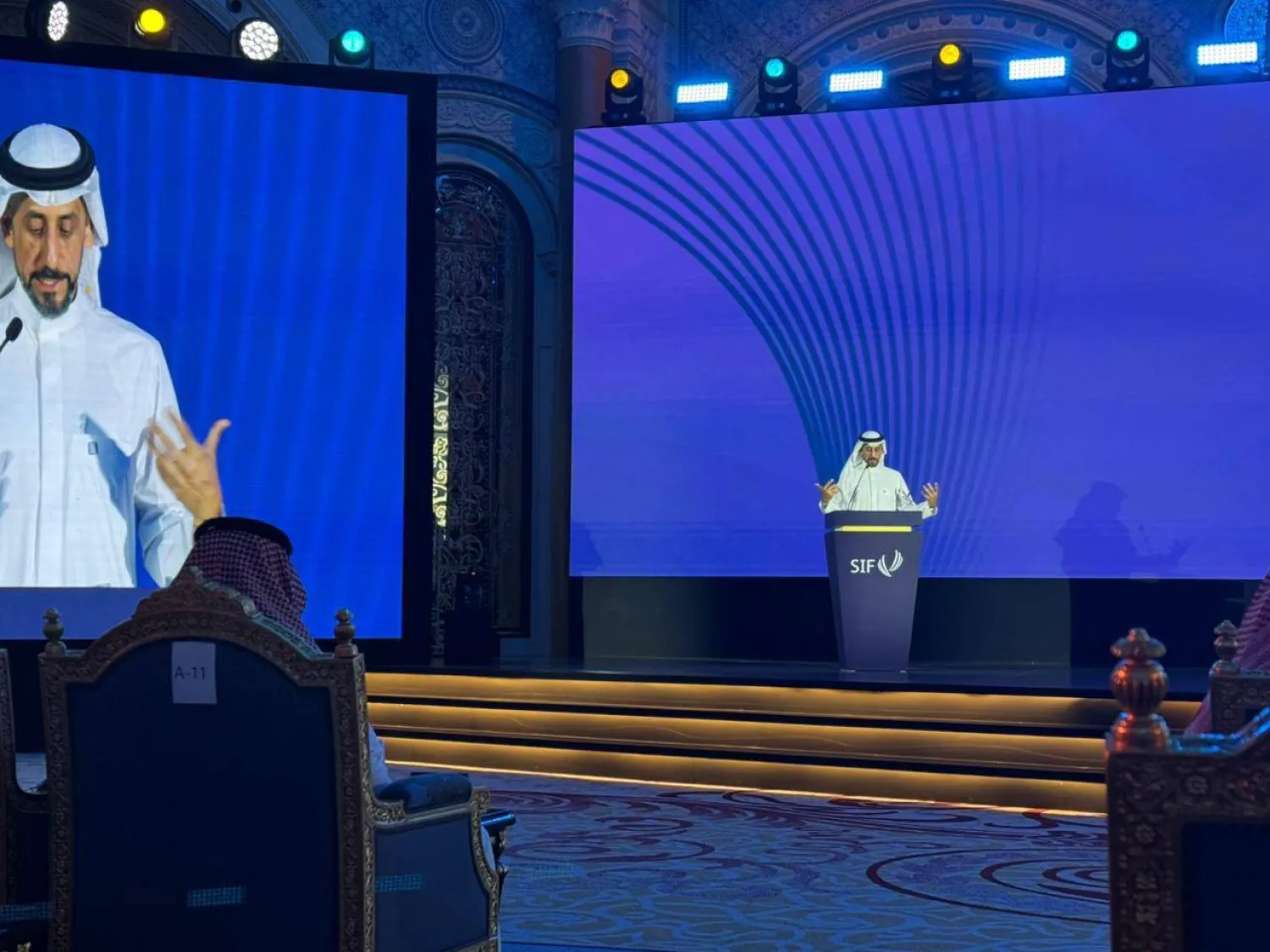 الدكتور بدر البدر خلال «منتدى الاستثمار الرياضي» (الشرق الأوسط)