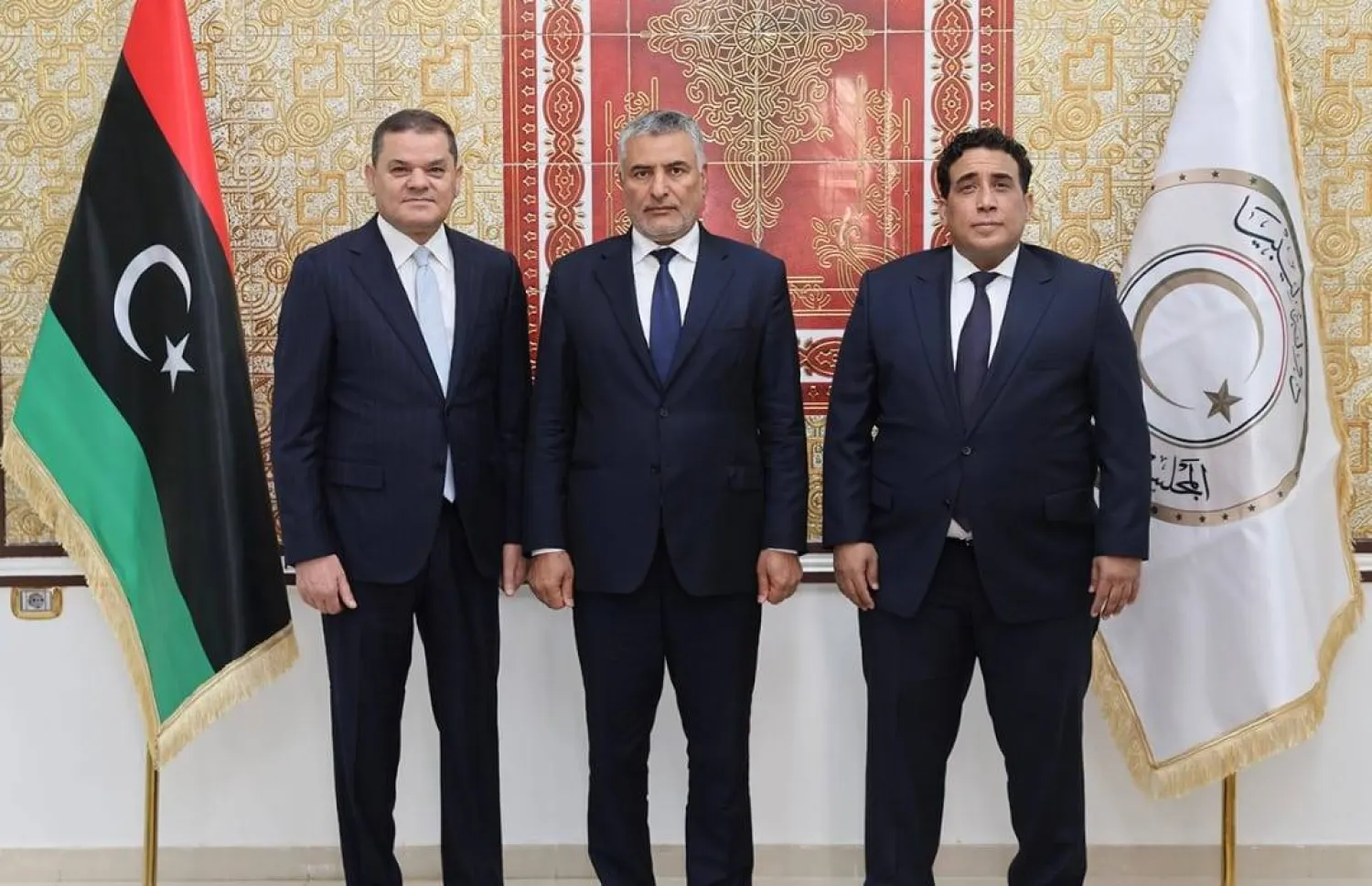 صورة أرشيفية لاجتماع سابق بين الدبيبة والمنفي وتكالة (المجلس الرئاسي)