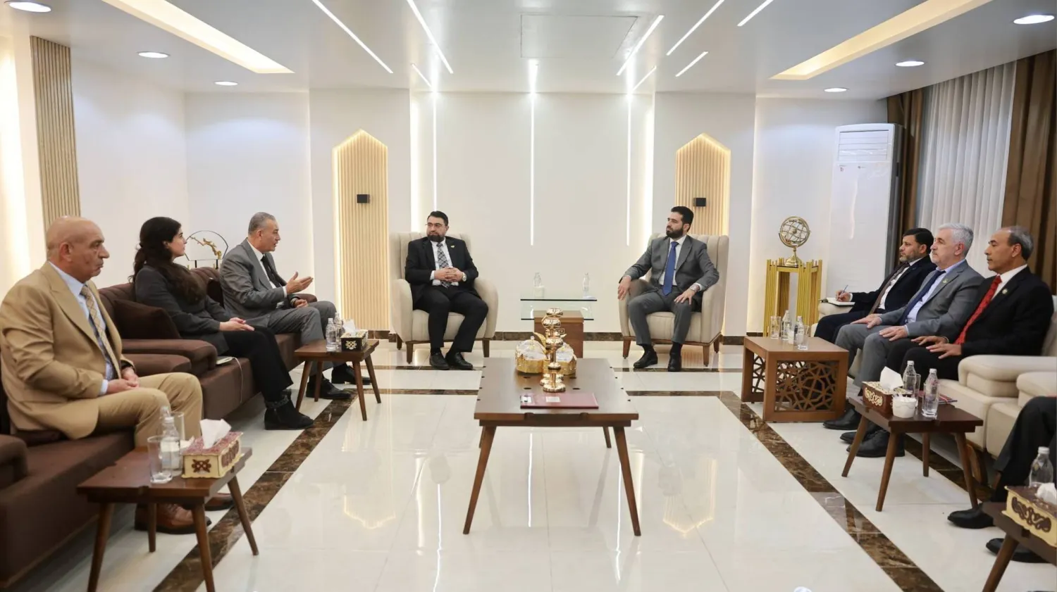 الاجتماع الثلاثي لرئيس هيئة العدالة ووزير الداخلية ووزير العدل  (حساب الهيئة)