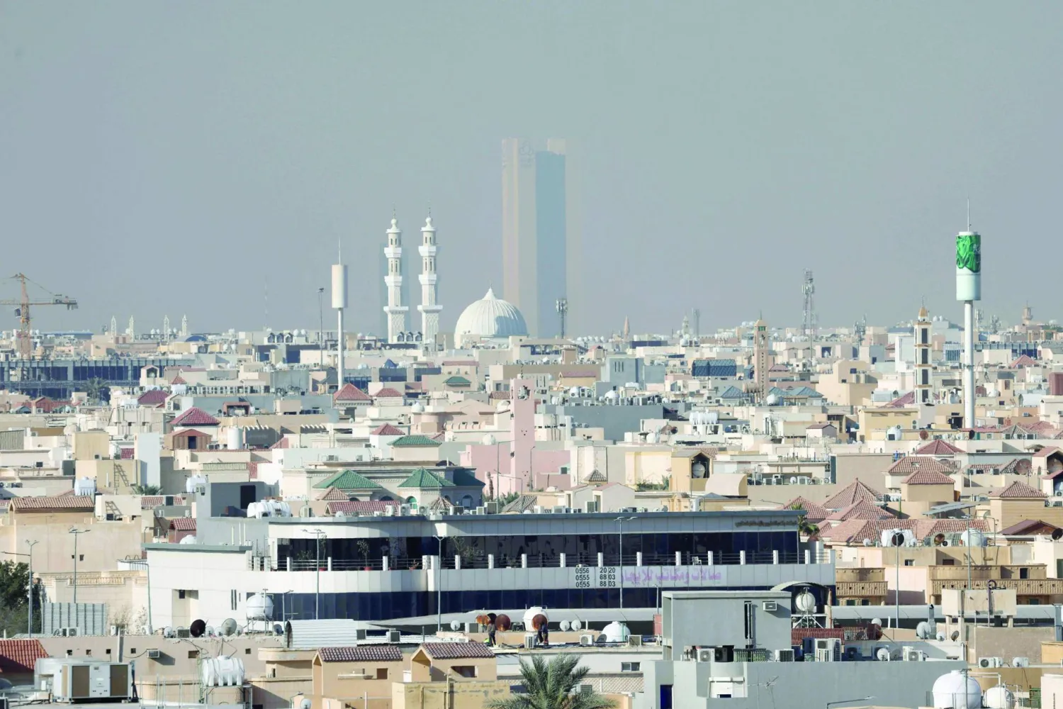 مبنى «الراجحي» في العاصمة السعودية (أ.ف.ب)