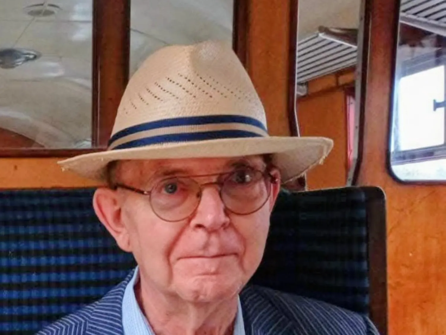 الراحل فيليب سادجروف