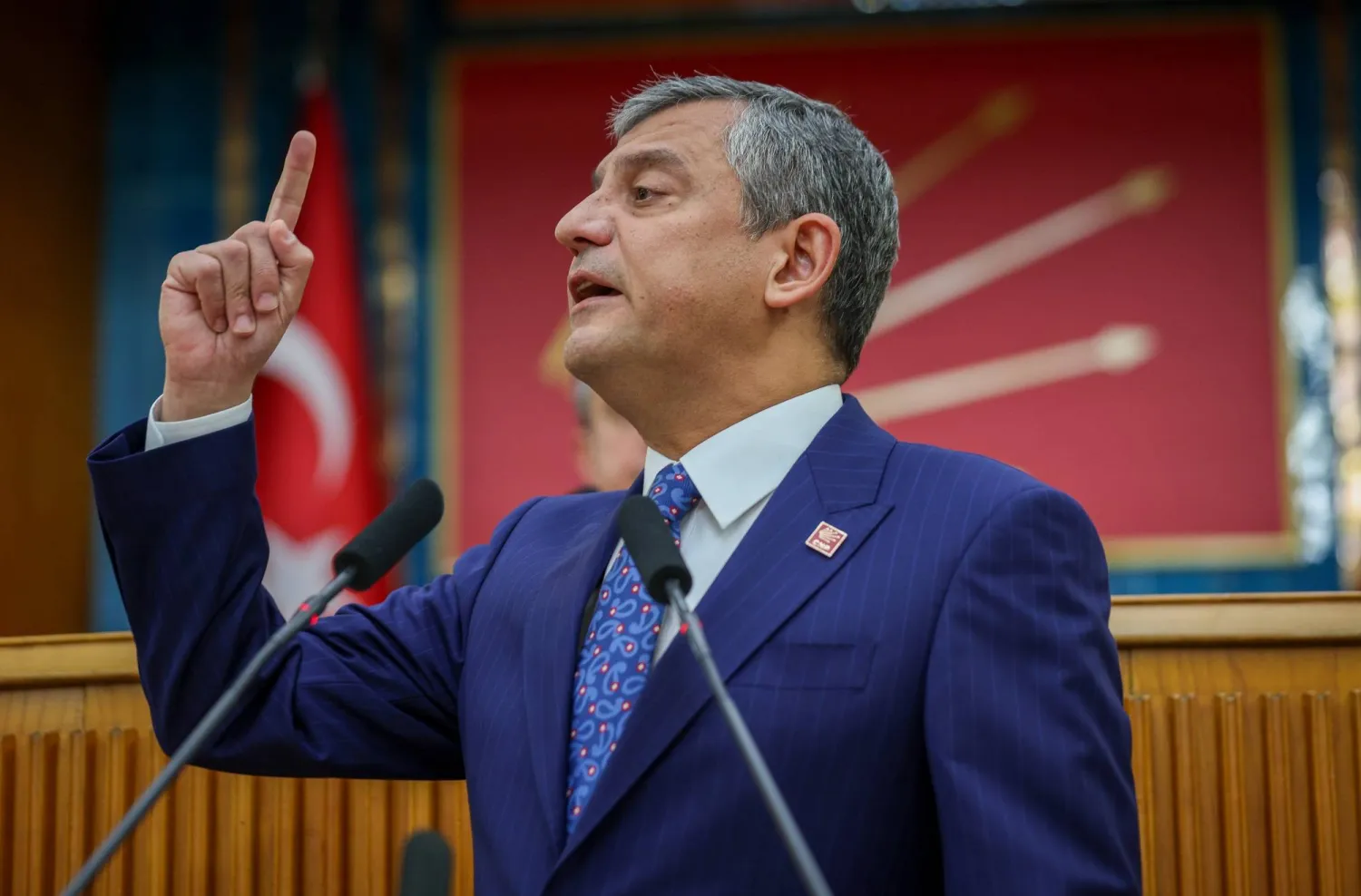 زعيم المعارضة التركية رئيس حزب «الشعب الجمهوري» يواصل الضغط من أجل التوجه إلى الانتخابات المبكرة (حساب الحزب في إكس)