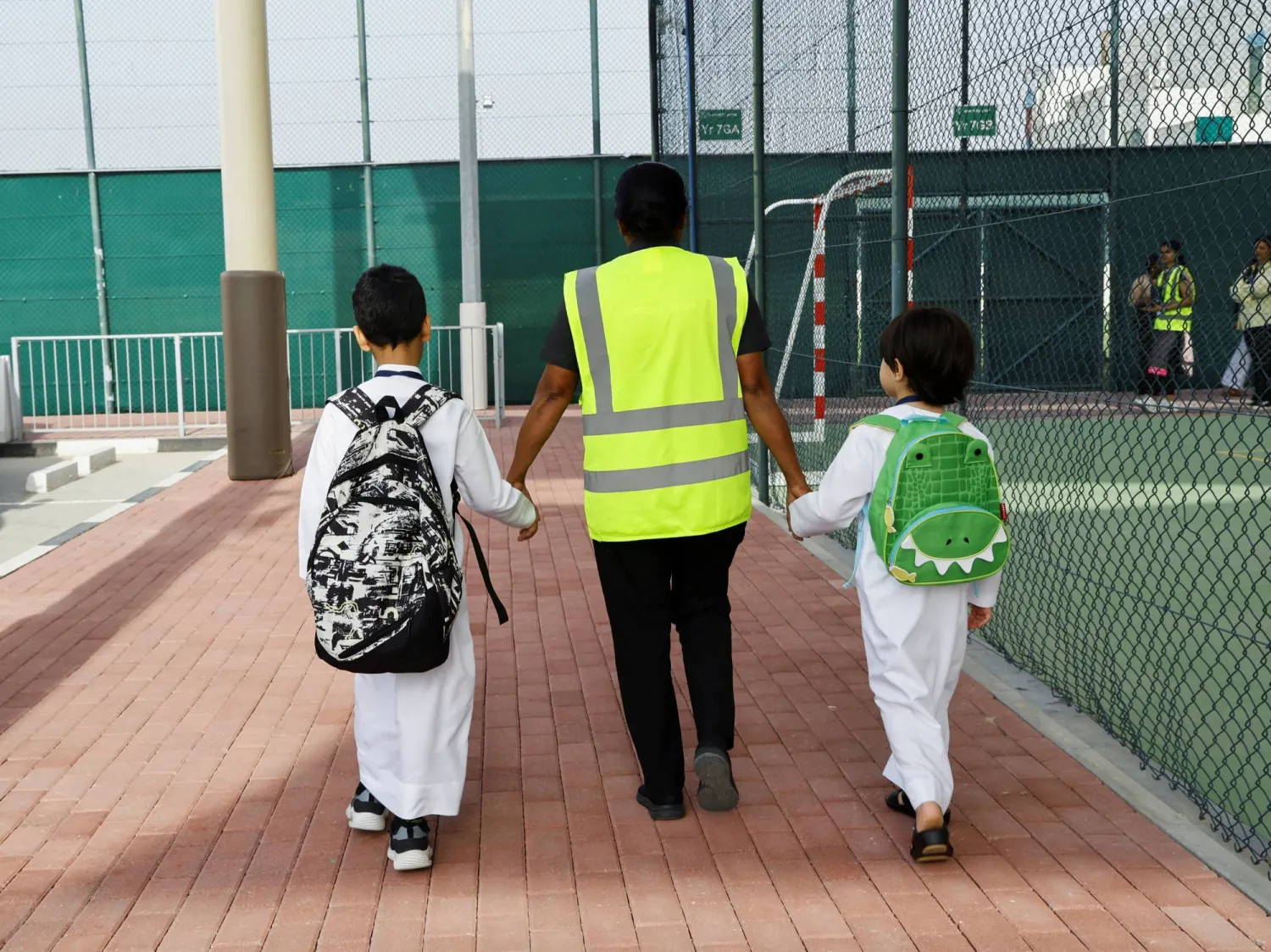 القلق الناتج عن التوتر المفرط بشأن الاختبارات أو المشاريع الدراسية قد يؤثر سلباً على الأداء الأكاديمي للطلاب (رويترز)