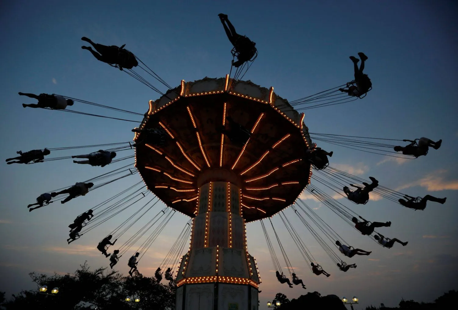 الحادث وقع داخل مدينة ملاهي «طوكيو دوم سيتي أتراكشنز» (رويترز)