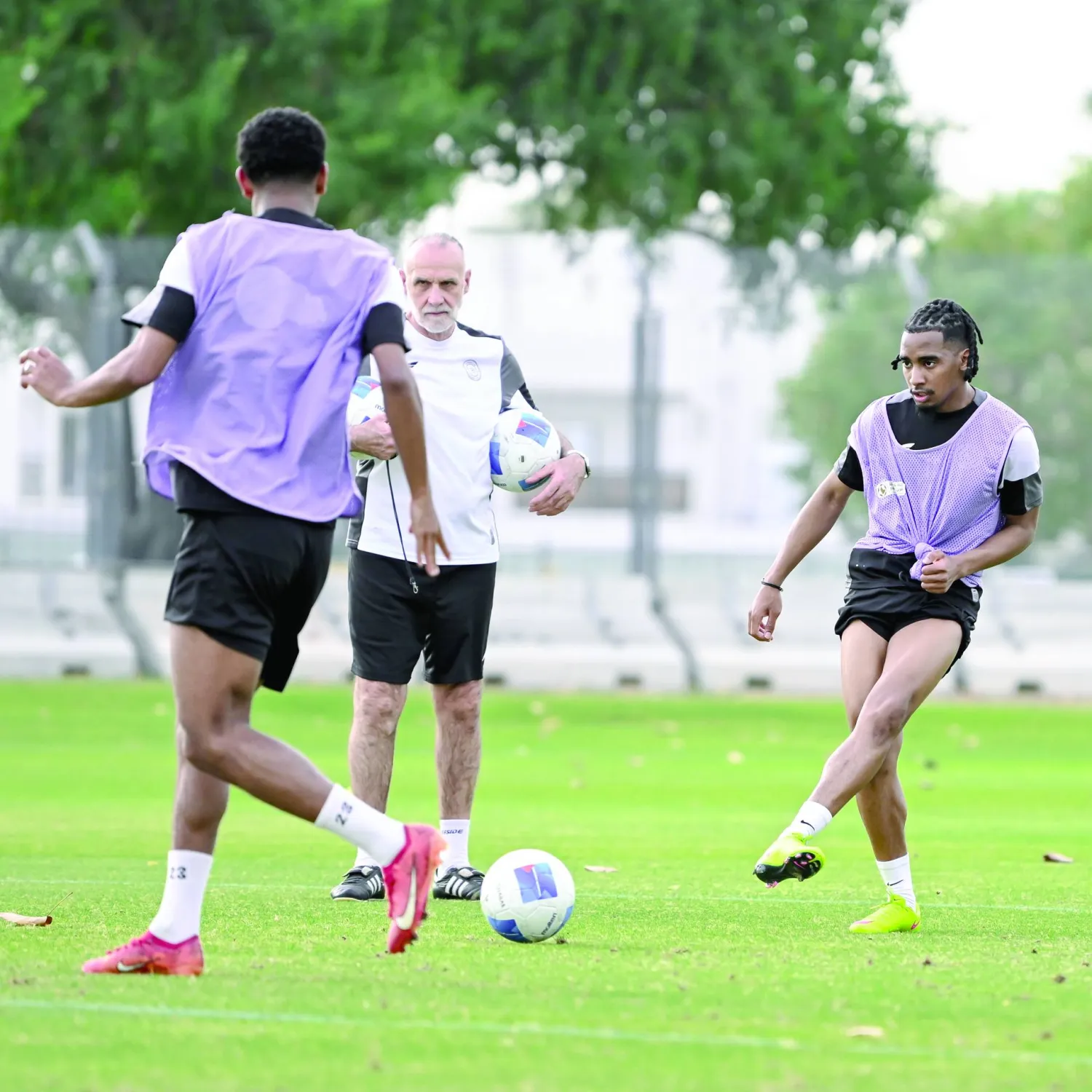 
جانب من تحضيرات الشباب (نادي الشباب)