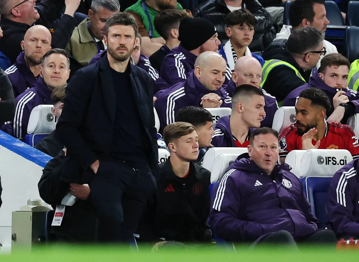 Man Utd manager Michael Carrick looks on during the English Premier League match between Chelsea FC and Manchester United in London, Britain, 18 April 2026.  EPA/ANDY RAIN