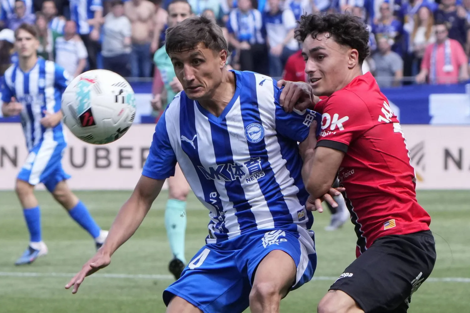 ديبورتيفو ألافيس هزم ضيفه مايوركا (إ.ب.أ)