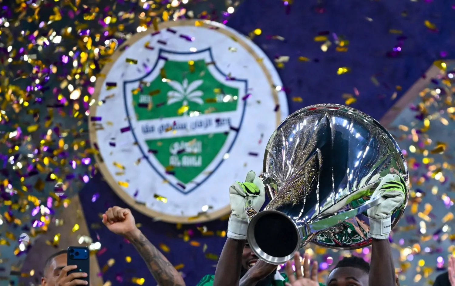 الأهلي عجل الاحتفال باللقب الآسيوي من أجل التأهب لمواجهة النصر (تصوير: علي خمج)