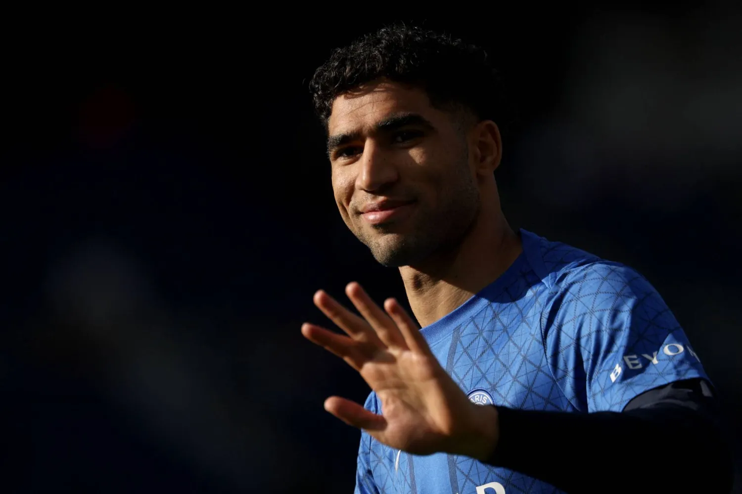 أشرف حكيمي نجم باريس سان جيرمان (أ.ف.ب)