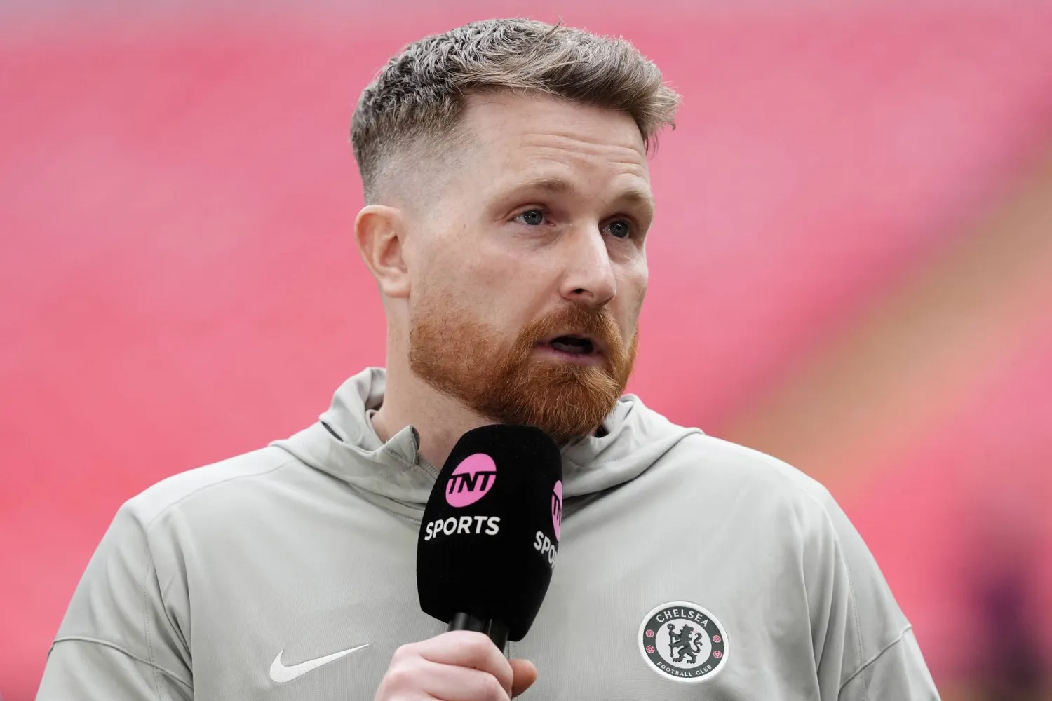 كالوم مكفارلين المدرب المؤقت لتشيلسي (د.ب.أ)