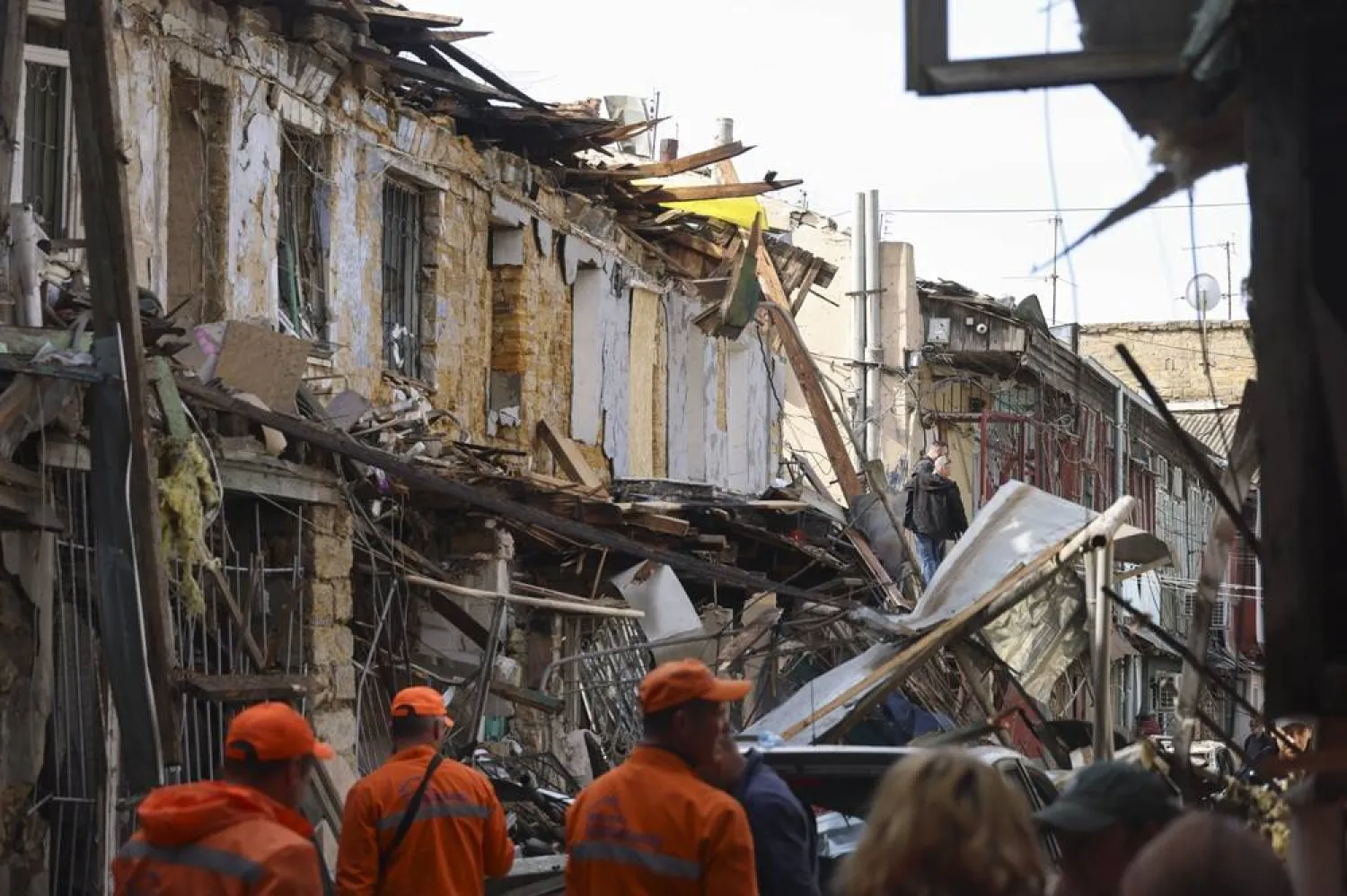 The site of the Russian strike on the residential area in Odesa, Ukraine, 24 April 2026, amid the Russian invasion. (EPA)