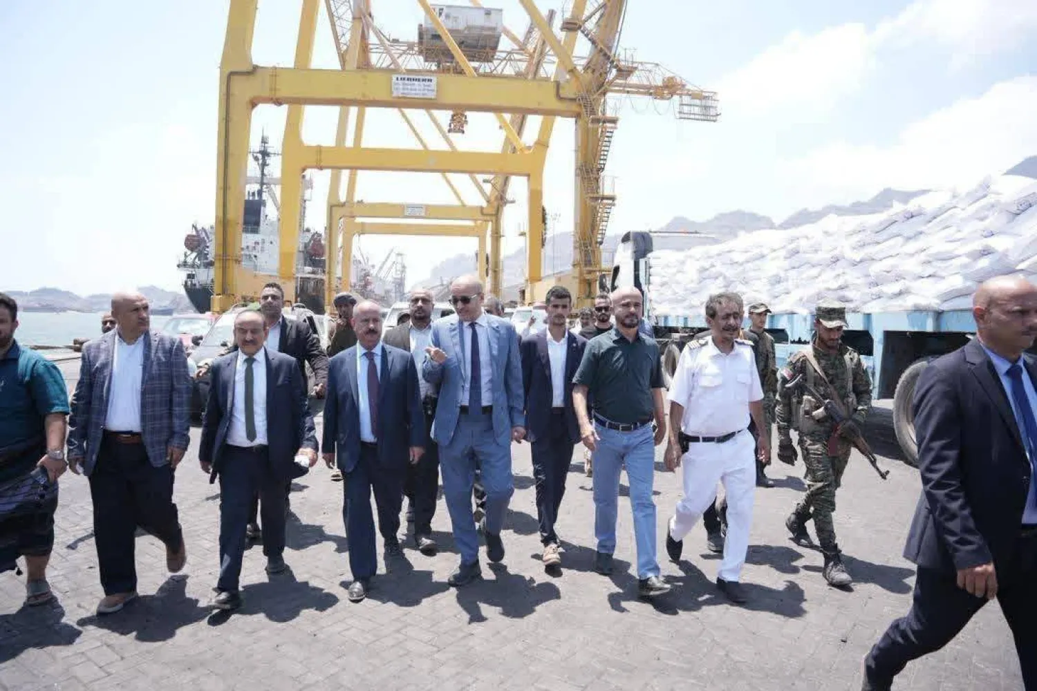 اليمن يتطلع لاستعادة ميناء عدن مكانته التاريخية بصورة تدريجية (إعلام حكومي)