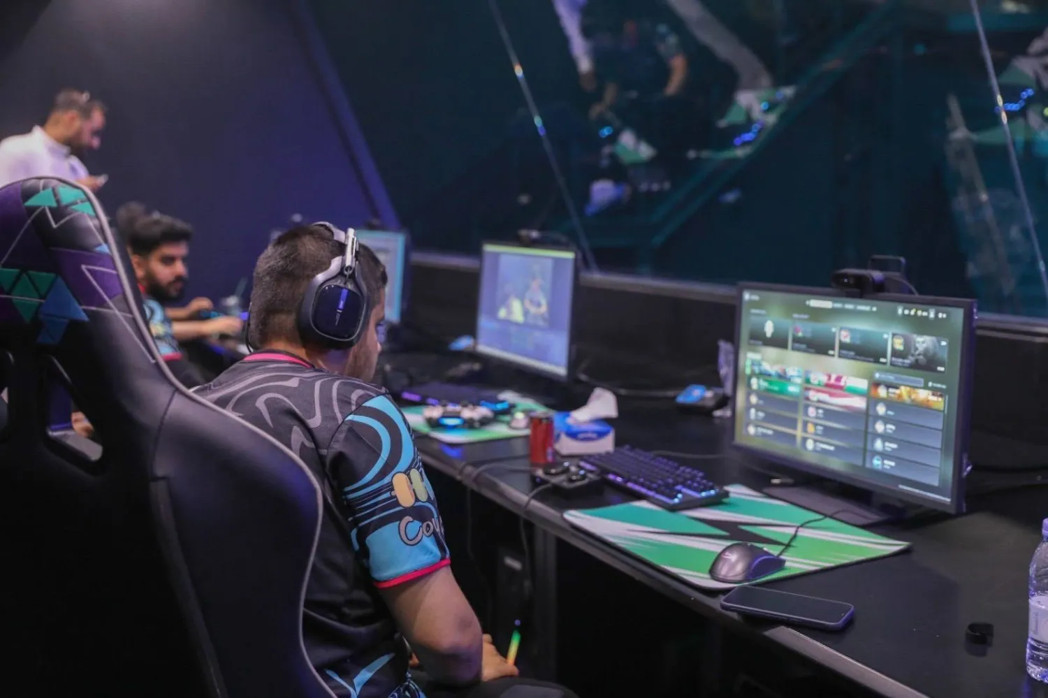 يضم البرنامج في نسخته الحالية 40 نادياً من نخبة أندية الرياضات الإلكترونية حول العالم (الاتحاد السعودي للرياضات الإلكترونية)