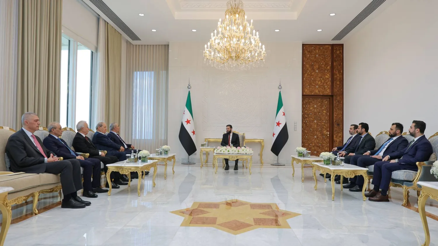 الشرع يستقبل وفداً فلسطينياً برئاسة نائب الرئيس الفلسطيني