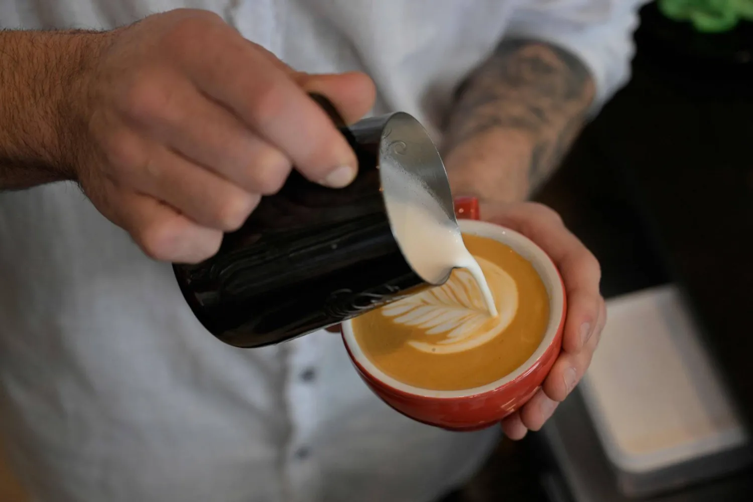 في القهوة... ما يتجاوز الحواس (أ.ف.ب)