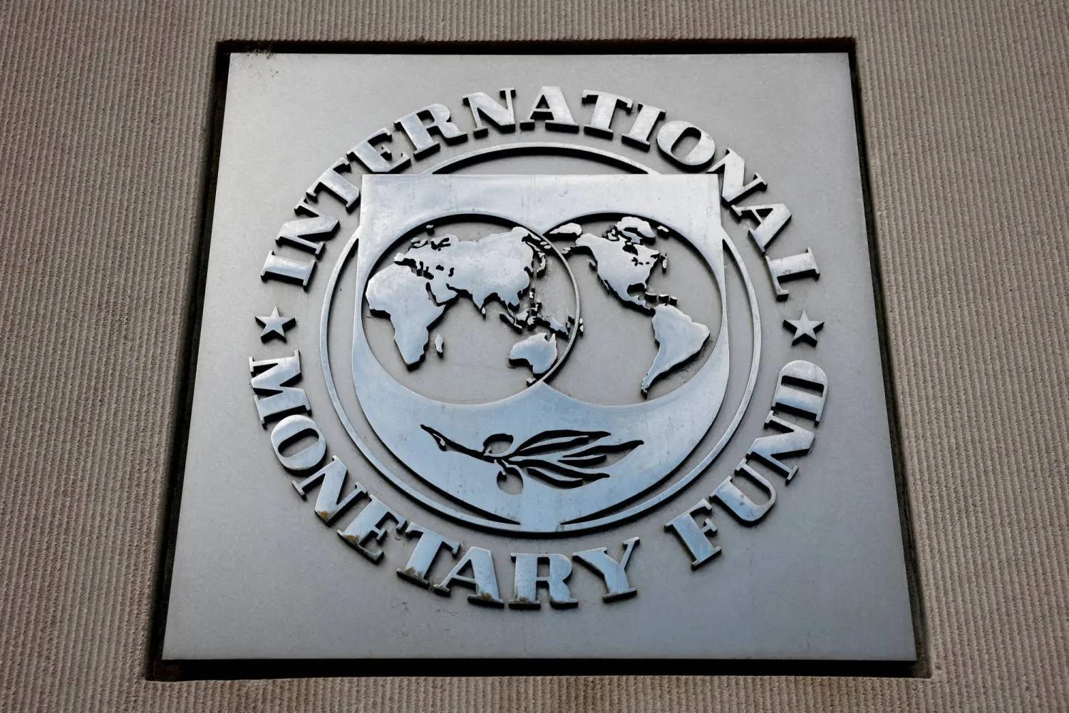 FILE PHOTO: A view of the International Monetary Fund (IMF) logo at its headquarters in Washington, D.C., US, November 24, 2024. REUTERS/Benoit Tessier/File Photo