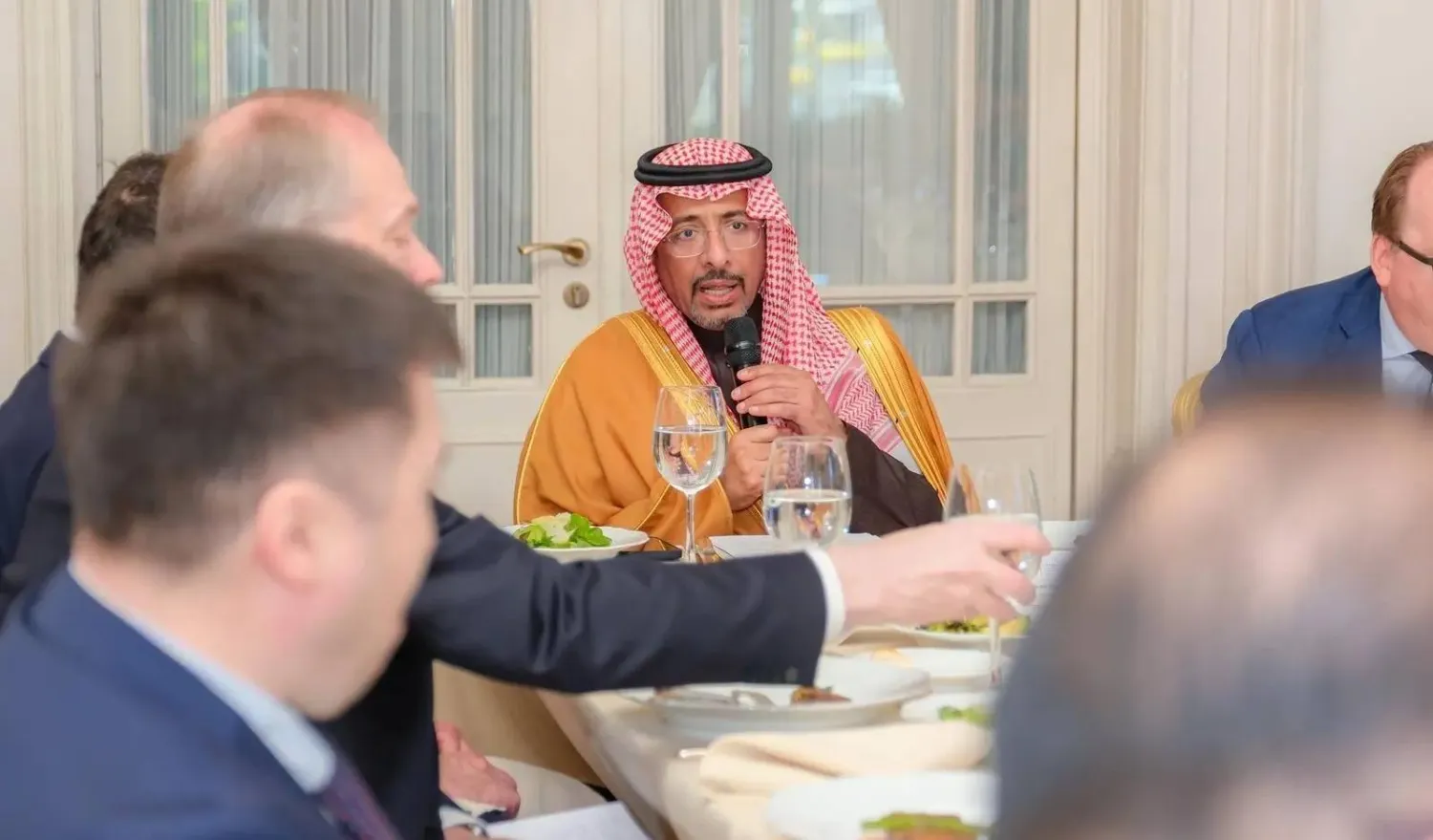 وزير الصناعة والثروة المعدنية السعودي بندر الخريّف (واس)