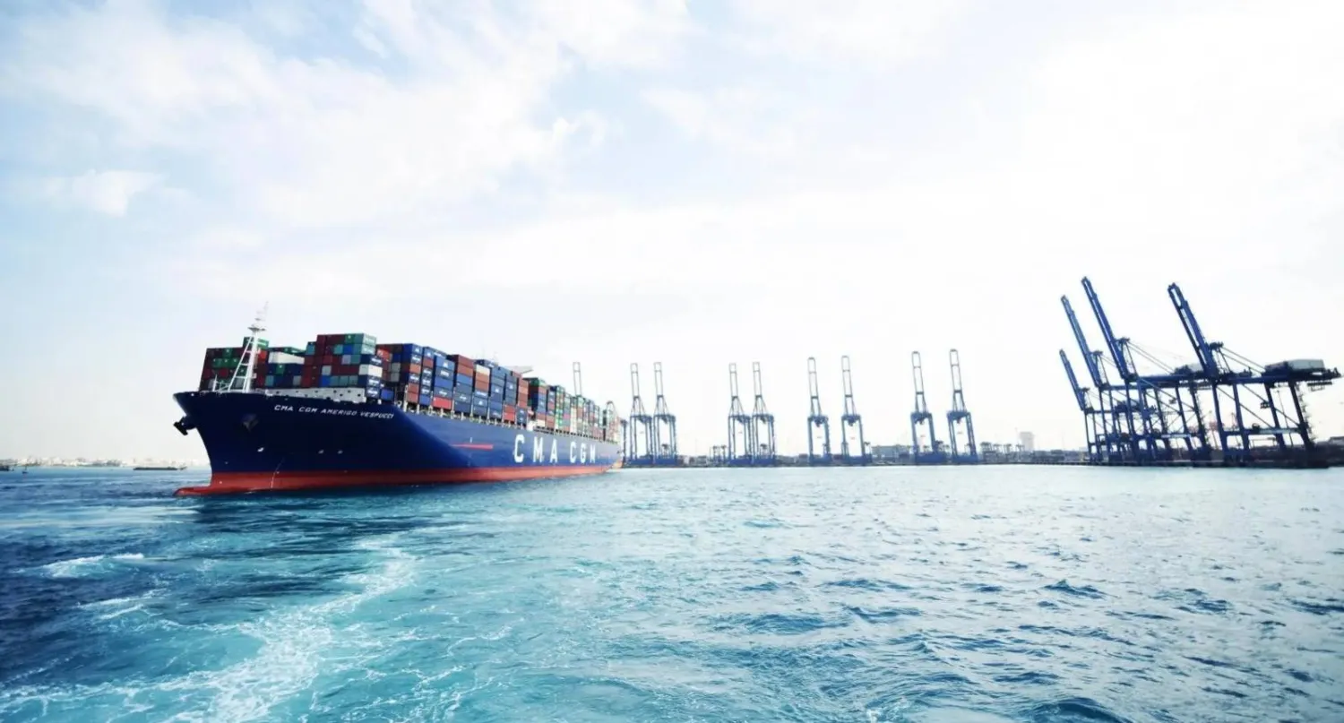 سفينة محملة بالحاويات بأحد الموانئ السعودية (واس)