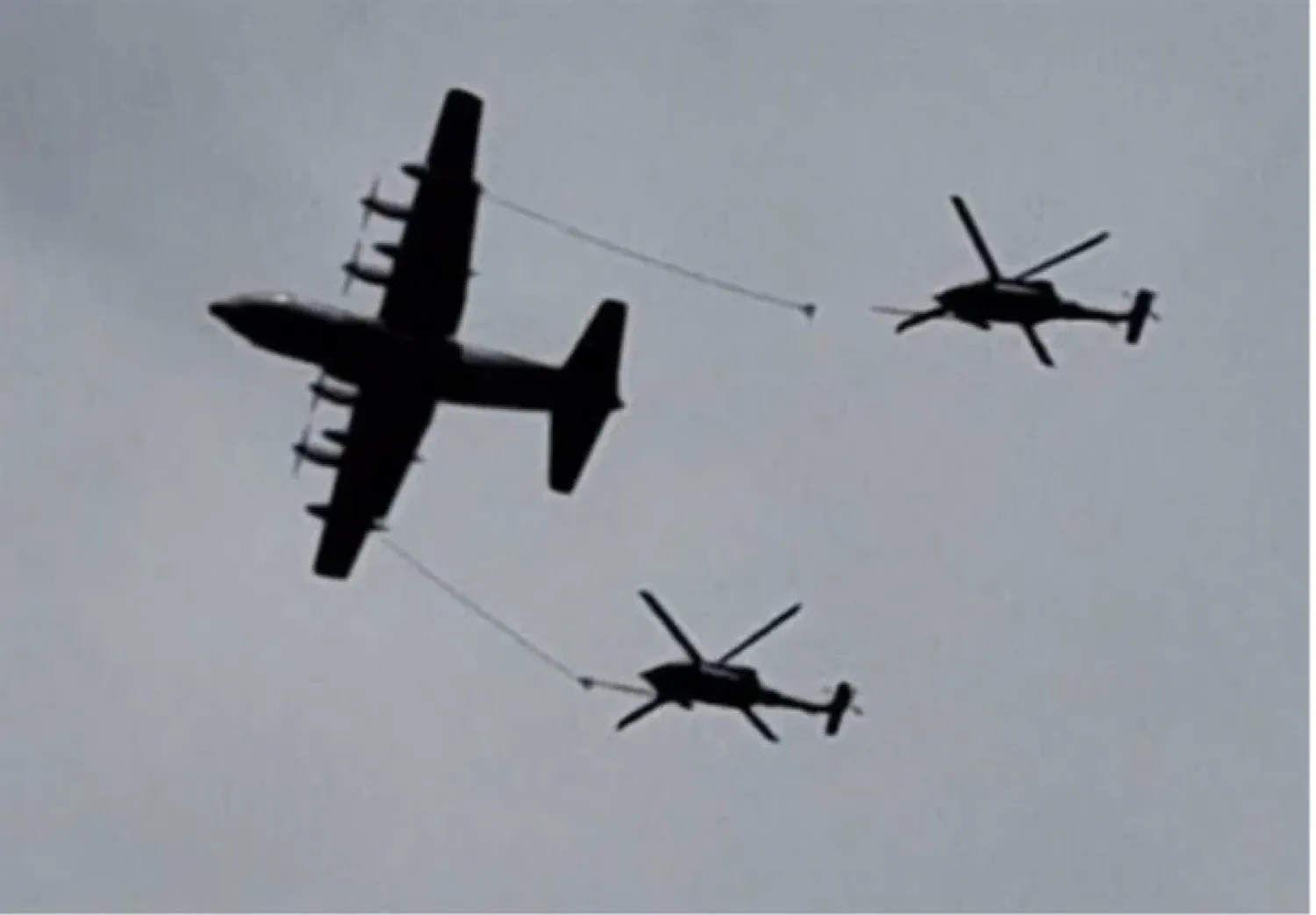 ABD’ye ait bir savaş uçağının İran’da düşürülmesi ve Trump’ın altyapıyı hedef alma tehdidi gerilimi tırmandırıyor