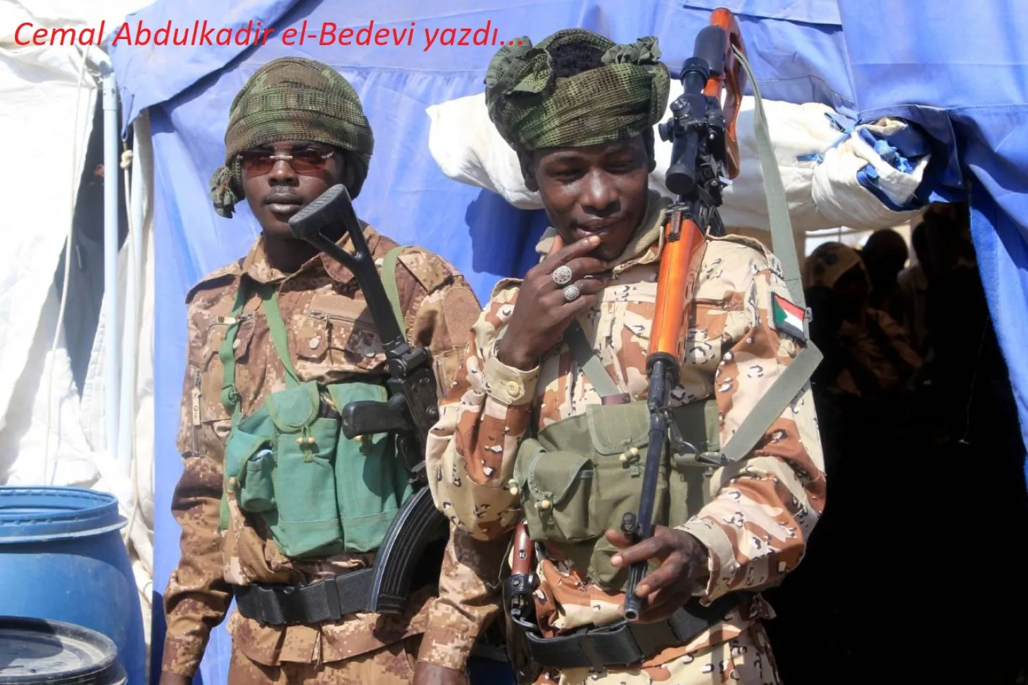 HDK’nın Darfur bölgesi vilayetleri üzerindeki neredeyse tam hakimiyeti, söz konusu hareketleri kendi coğrafyaları, tarihi dayanakları ve özgün ortamlarının dışında savaşmak zorunda bıraktı (AFP)