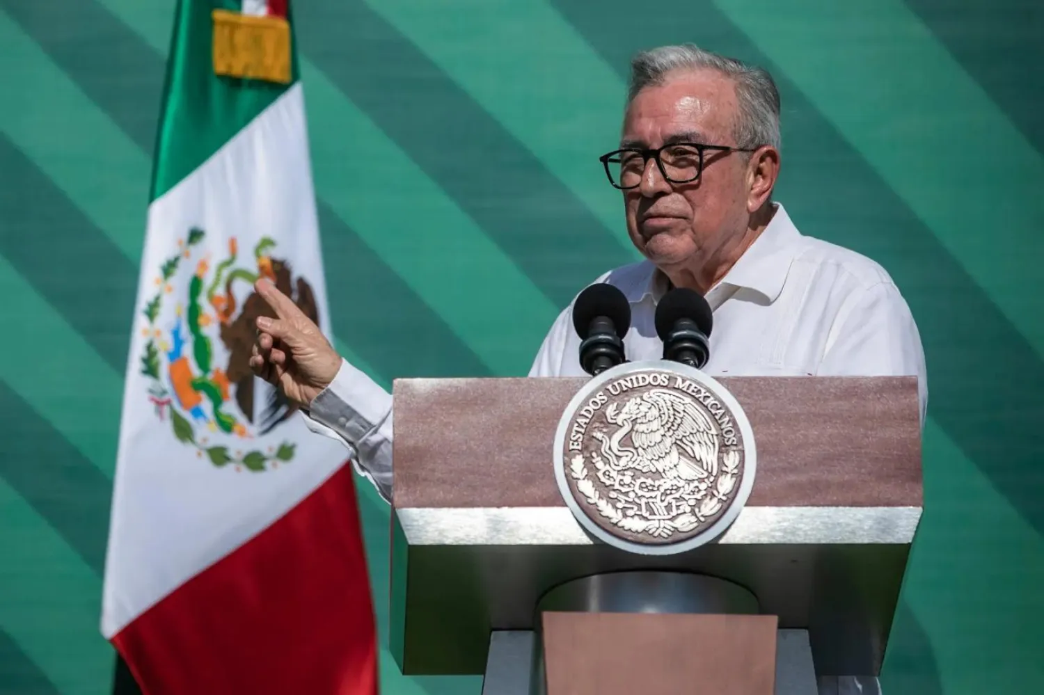 Sinaloa Valisi Rocha Moya, suçsuzluğunu mahkemede kanıtlayacağını söyledi (AFP)