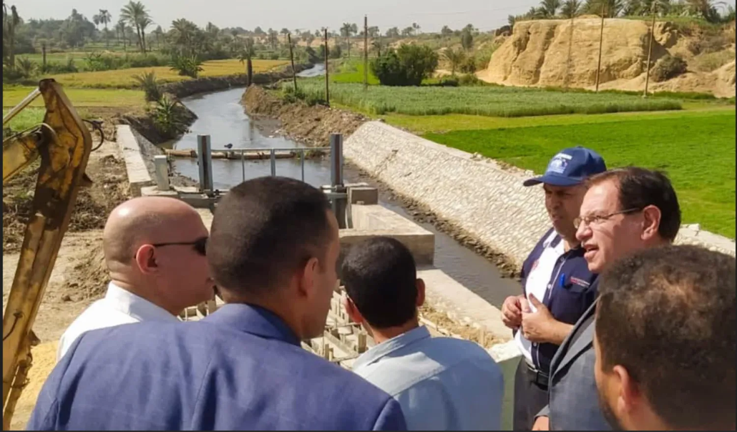 مسؤولون يتابعون المشروعات المائية لدعم الزراعة في مصر (وزارة الري)
