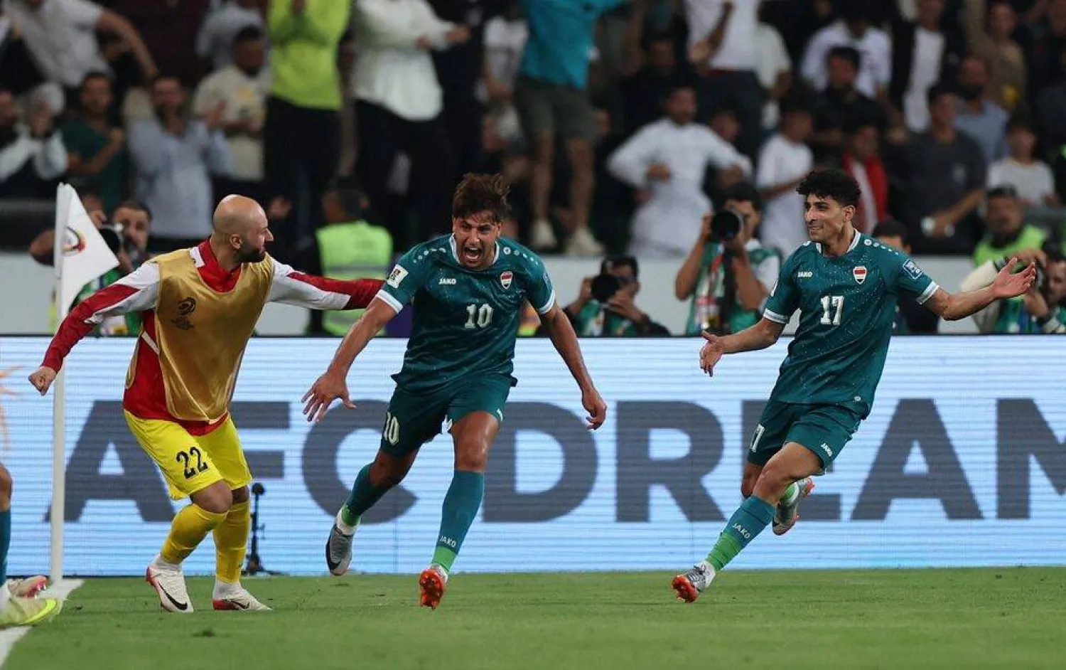 منتخب العراق سيلتقي ودياً نظيره الإسباني (رويترز)