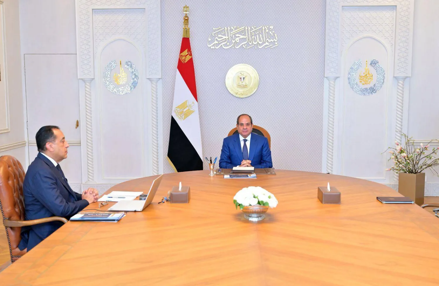 اجتماع الرئيس عبد الفتاح السيسي الأحد مع رئيس الوزراء مصطفى مدبولي  (الرئاسة المصرية)