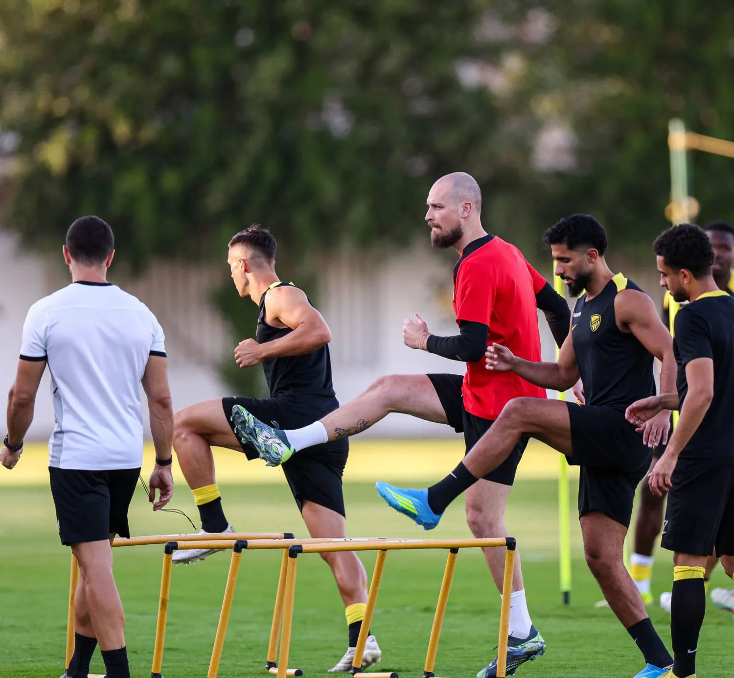 لاعبو الاتحاد خلال تدريباتهم الأخيرة (موقع النادي)