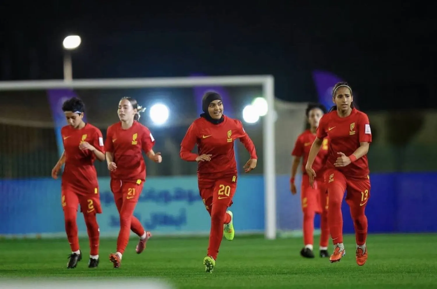 يستضيف القادسية نظيره الاتحاد على ملعب مدينة الأمير سعود بن جلوي الرياضية بالخبر (نادي القادسية)