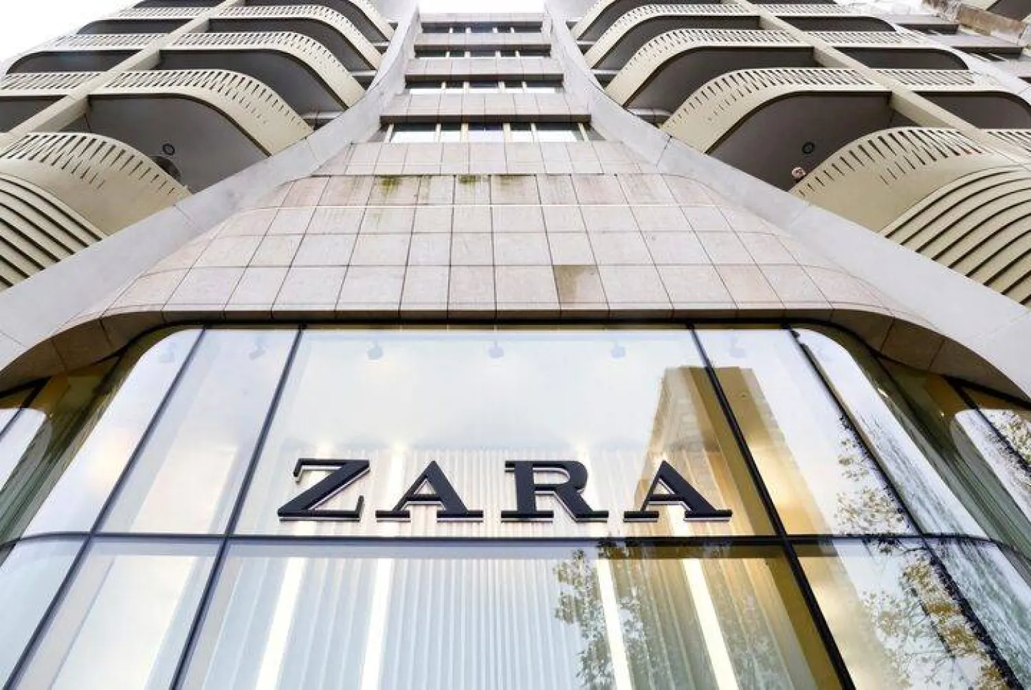 The Zara clothing store logo is seen at the entrance of a store in Brussels, Belgium November 28, 2022. REUTERS/Yves Herman/File Photo