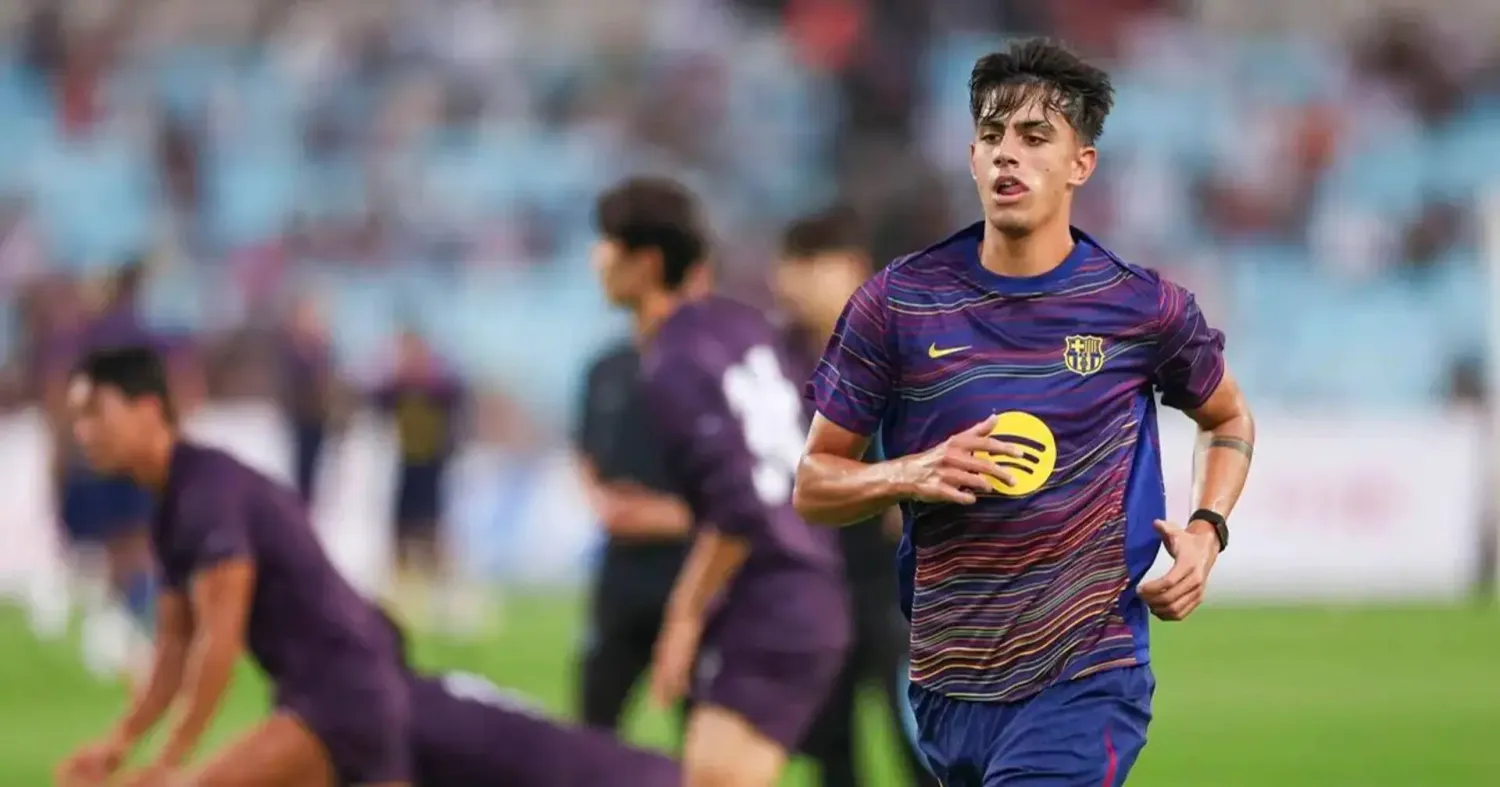 مارك بيرنال لاعب فريق برشلونة الإسباني (نادي برشلونة)