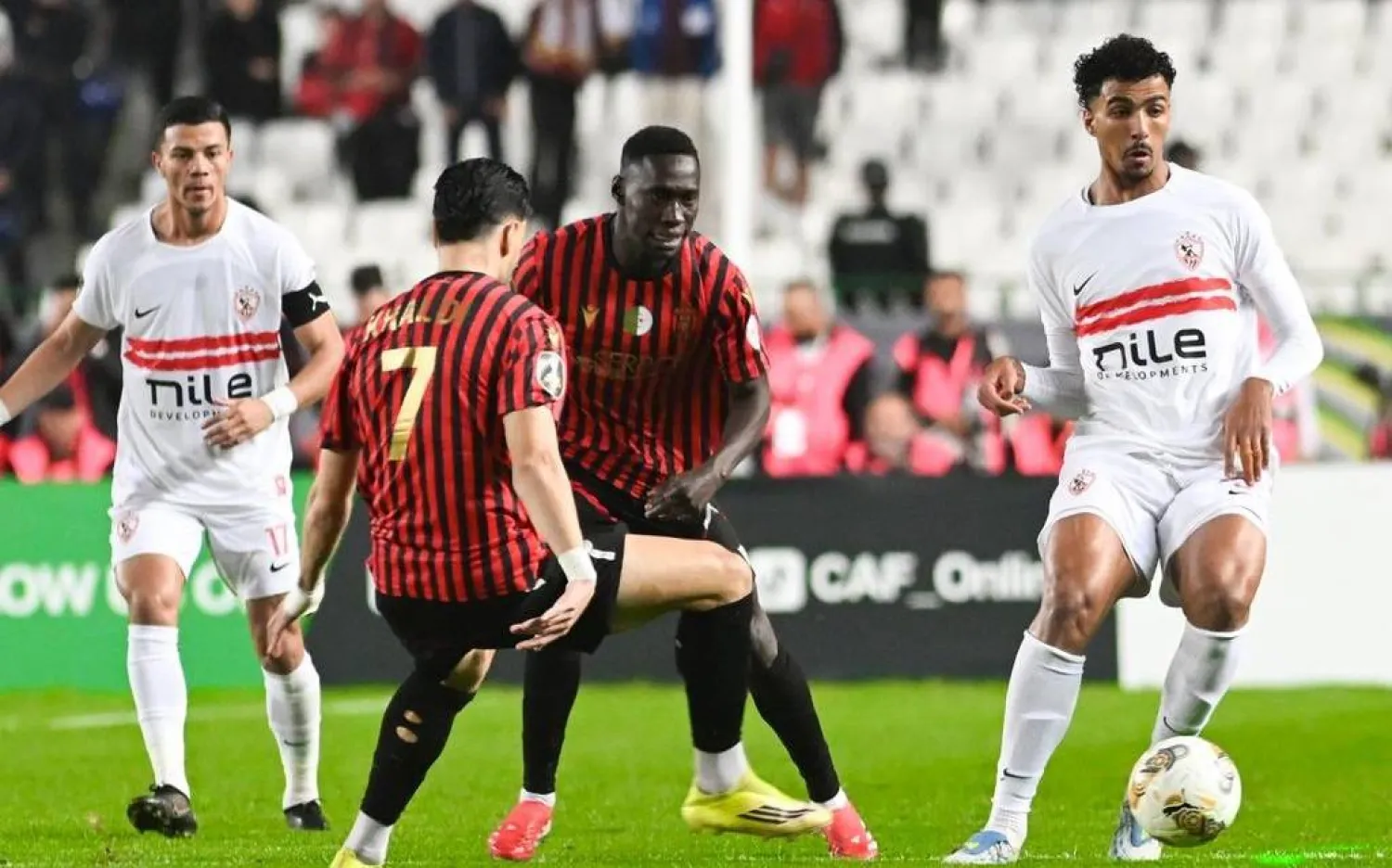 من المواجهة التي جمعت اتحاد العاصمة والزمالك في ذهاب النهائي الأفريقي (نادي الزمالك)