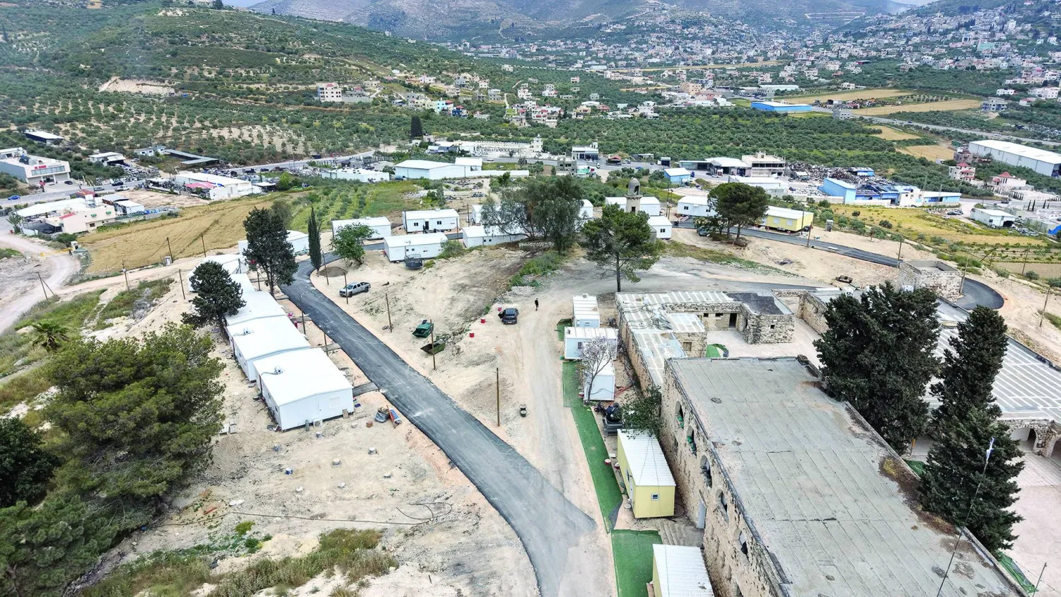 صورة من الجو لمستوطنة صانور قرب جنين في الضفة الغربية المحتلة (د.ب.أ)