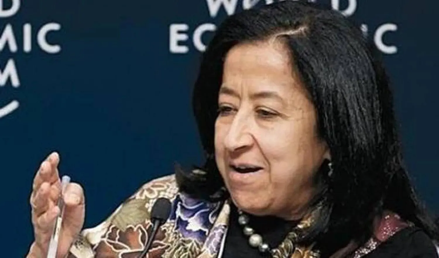 لبنى العليان تتولى رئاسة المجلس من الجانب السعودي