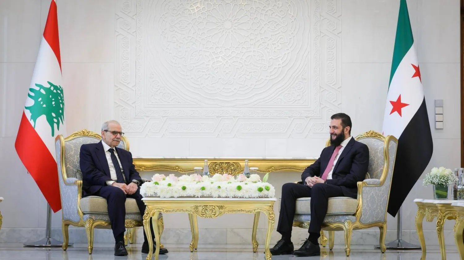 الرئيس السوري أحمد الشرع يستقبل رئيس الحكومة اللبنانية نواف سلام في دمشق (رئاسة الحكومة اللبنانية)