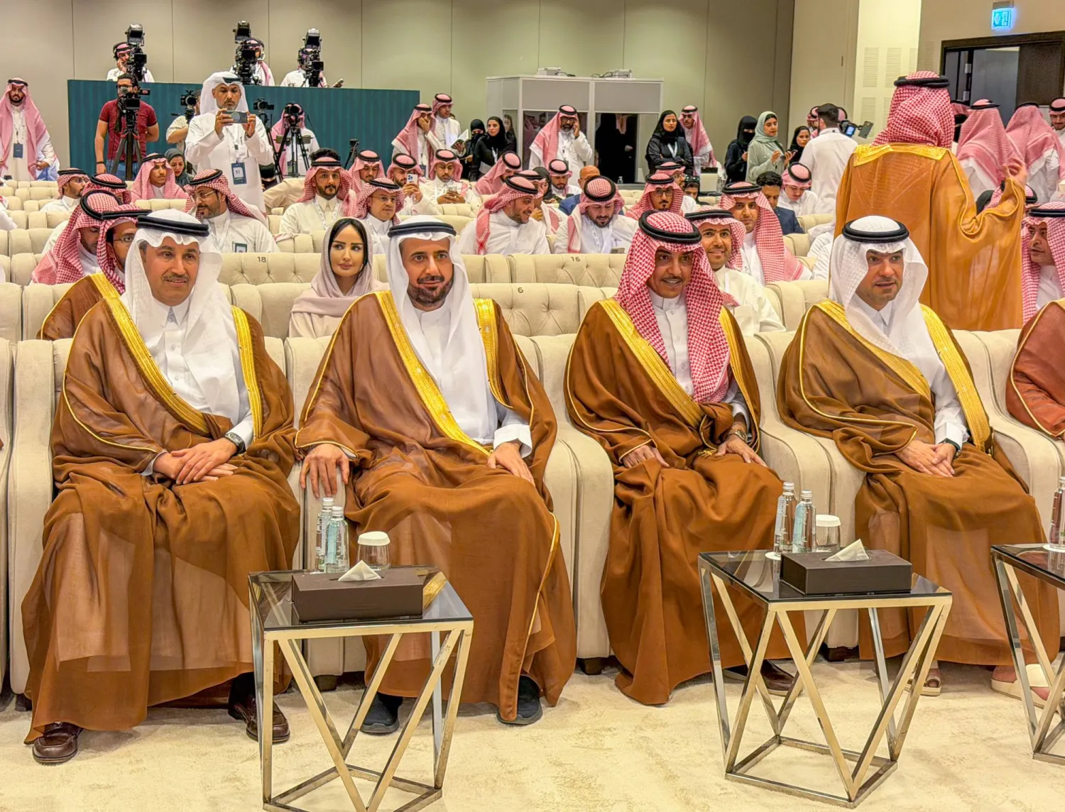 أكد الوزراء جاهزية المملكة الكاملة لخدمة ضيوف الرحمن (تصوير صالح الغنام)