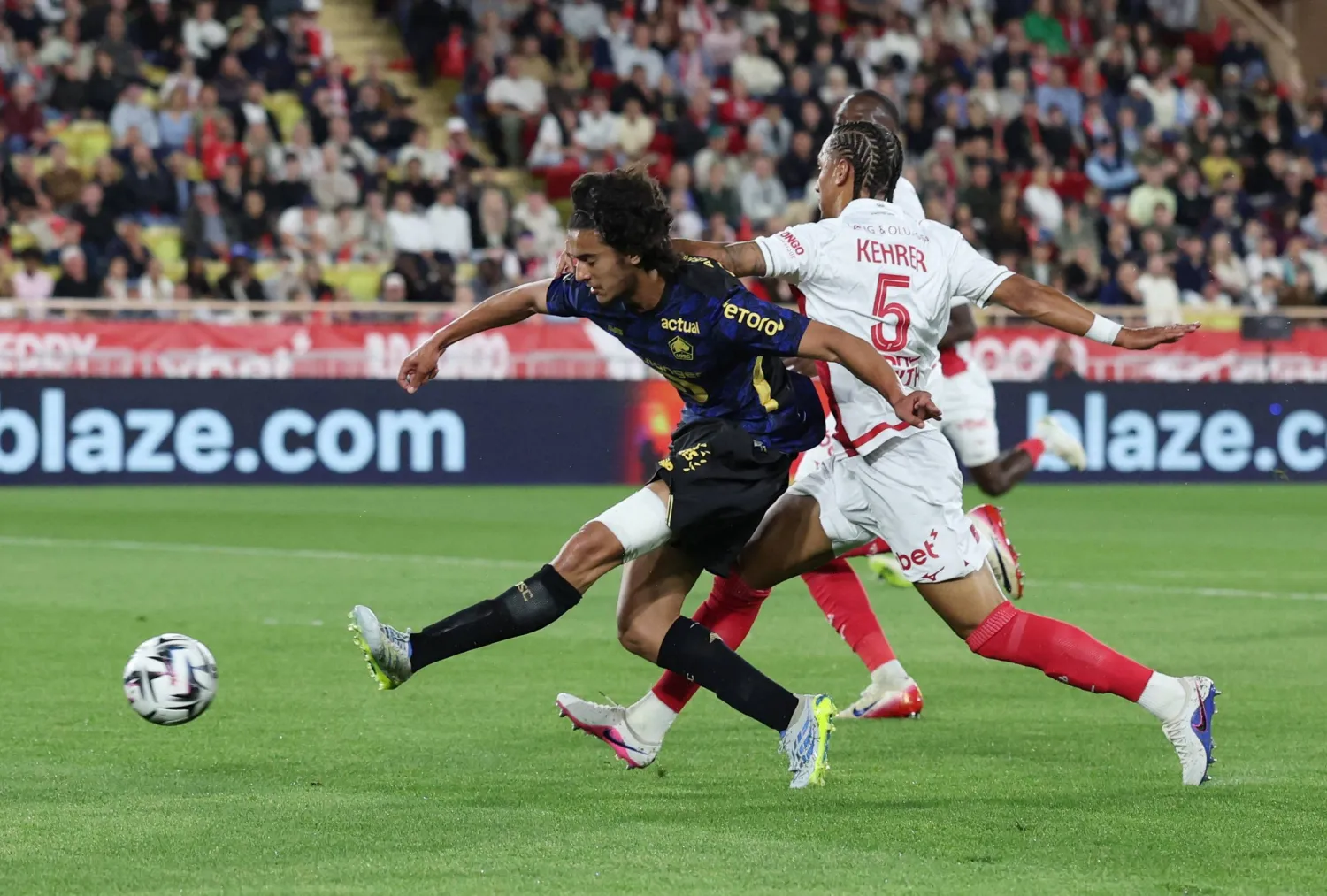 لاعب وسط ليل الواعد أيوب بوعدي (رويترز)