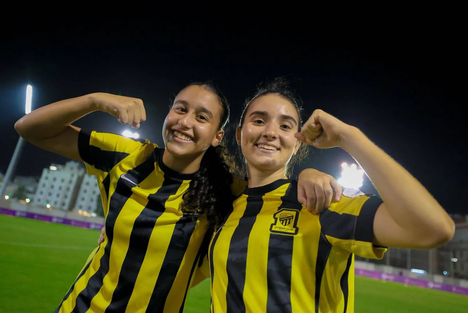«الاتحاد» تجاوز «القادسية» وتأهل إلى النهائي (الكرة النسائية)