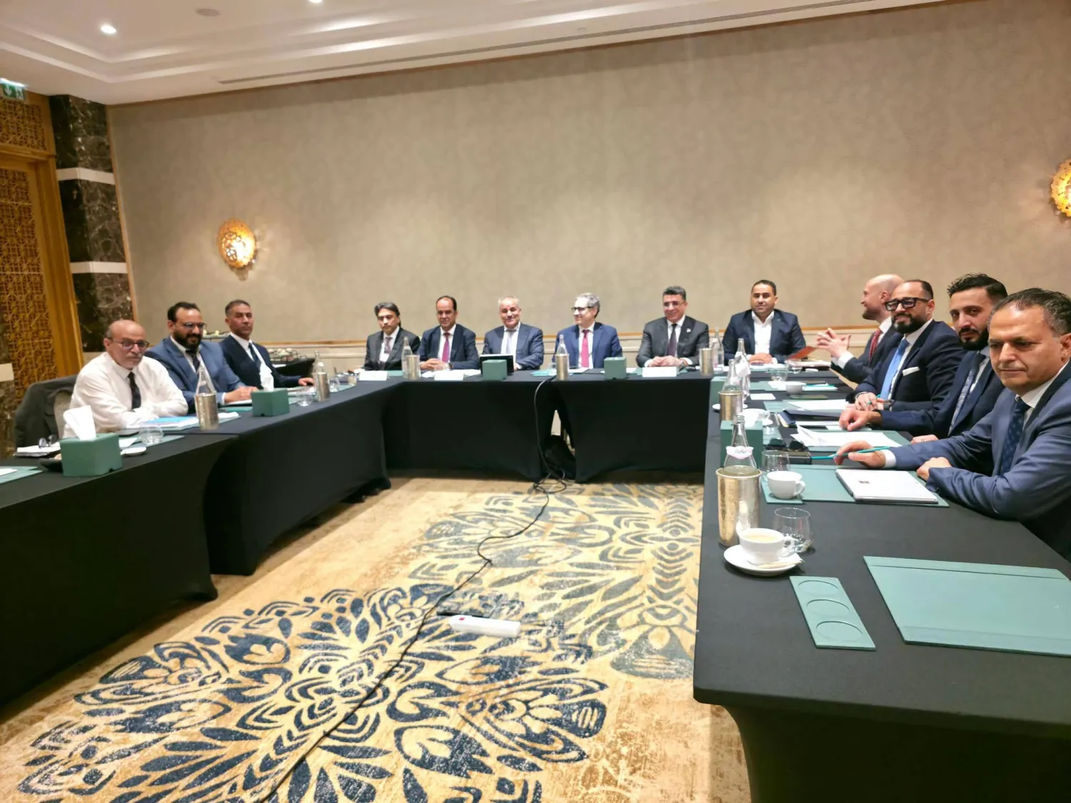 اجتماع ممثلين لغرب وشرق ليبيا لبحث اتفاق الموازنة الموحدة في تونس الجمعة (المصرف المركزي)