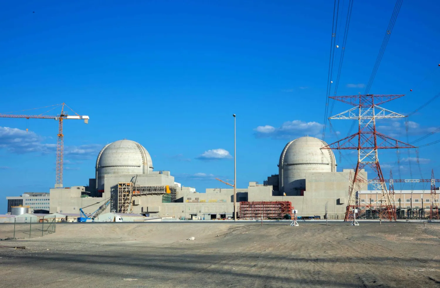 A handout picture obtained from the media office of the Barakah Nuclear Power Plant on February 13, 2020, shows a view of the power plant in the western Al Dhafra Region of Abu Dhabi on the Gulf coastline about 50 kilometers west of Ruwais. (Barakah Nuclear Power Plant / AFP) 