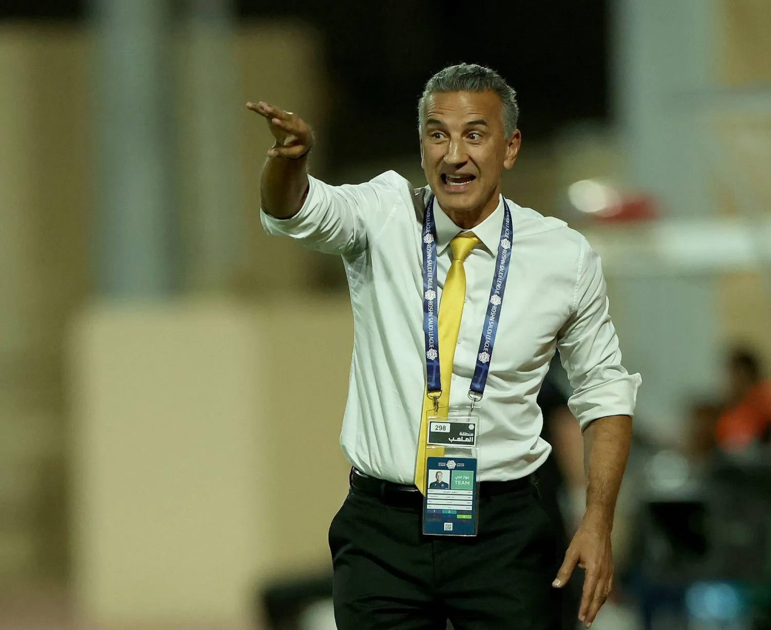 البرازيلي بريكليس شاموسكا مدرب فريق التعاون (تصوير: مشعل القدير) 