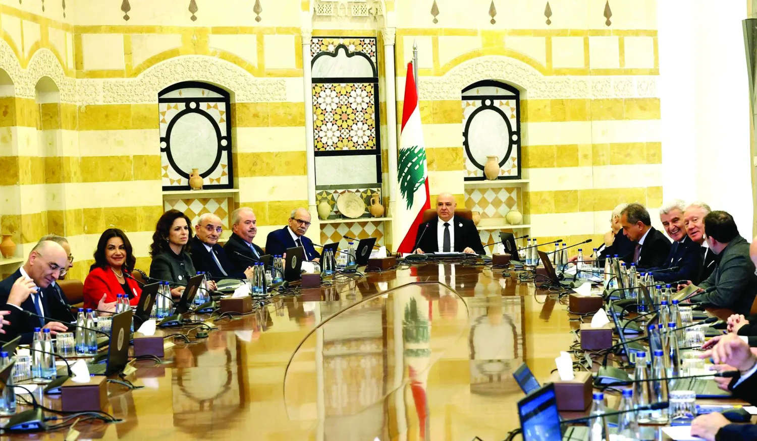 الحكومة اللبنانية مجتمعة برئاسة رئيس الجمهورية جوزيف عون (الرئاسة اللبنانية)
