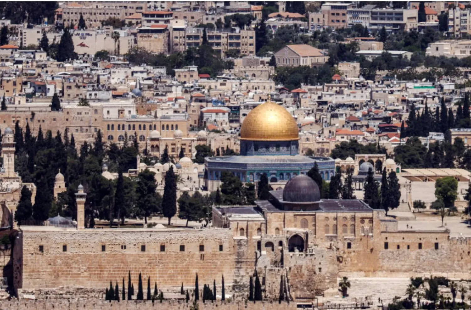 صورة جوية لقبة الصخرة والمسجد الأقصى في القدس (رويترز)